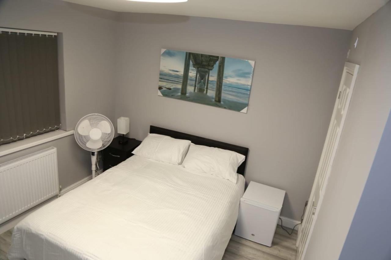 A A Guest Rooms Woolwich London Exterior foto