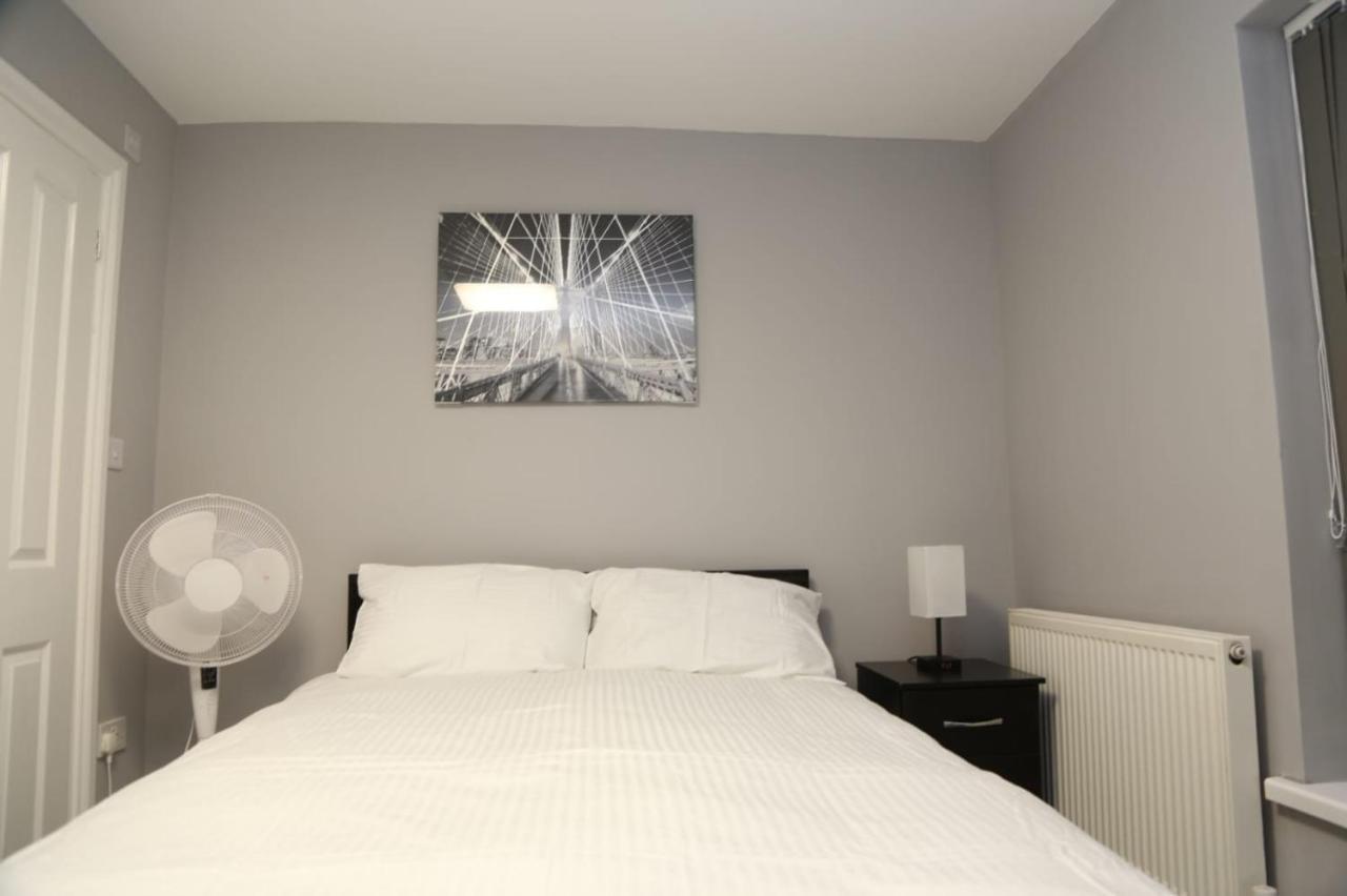 A A Guest Rooms Woolwich London Exterior foto