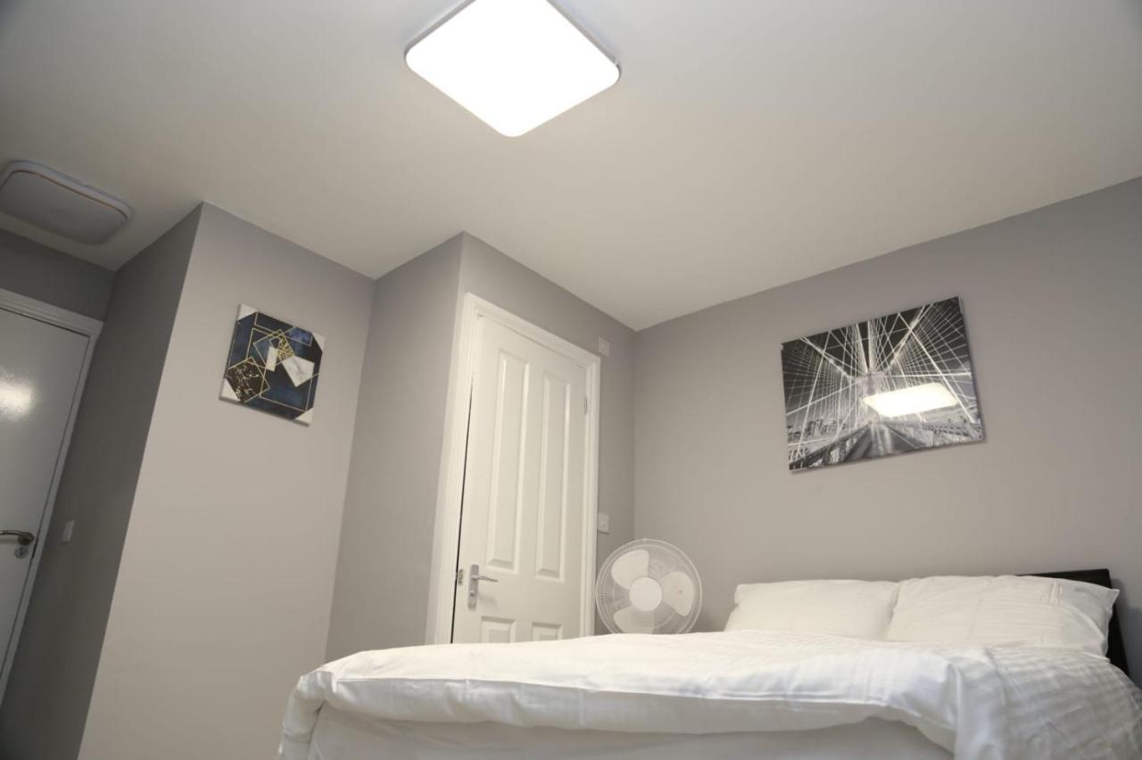 A A Guest Rooms Woolwich London Exterior foto
